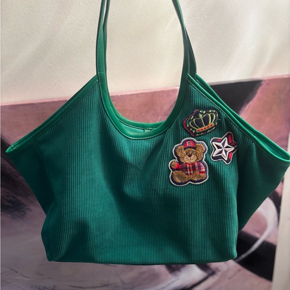 Stoney Clover Ln Scoop Tote in Ivy Precustomized - Picture 2 of 2